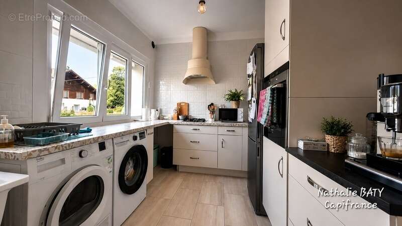 Rare à la vente - Spacieux appartement 150 m² – 7 pièces – 4 chambres – Terrasse, balcon, jardin – Dépendances – Ugine - photo 14