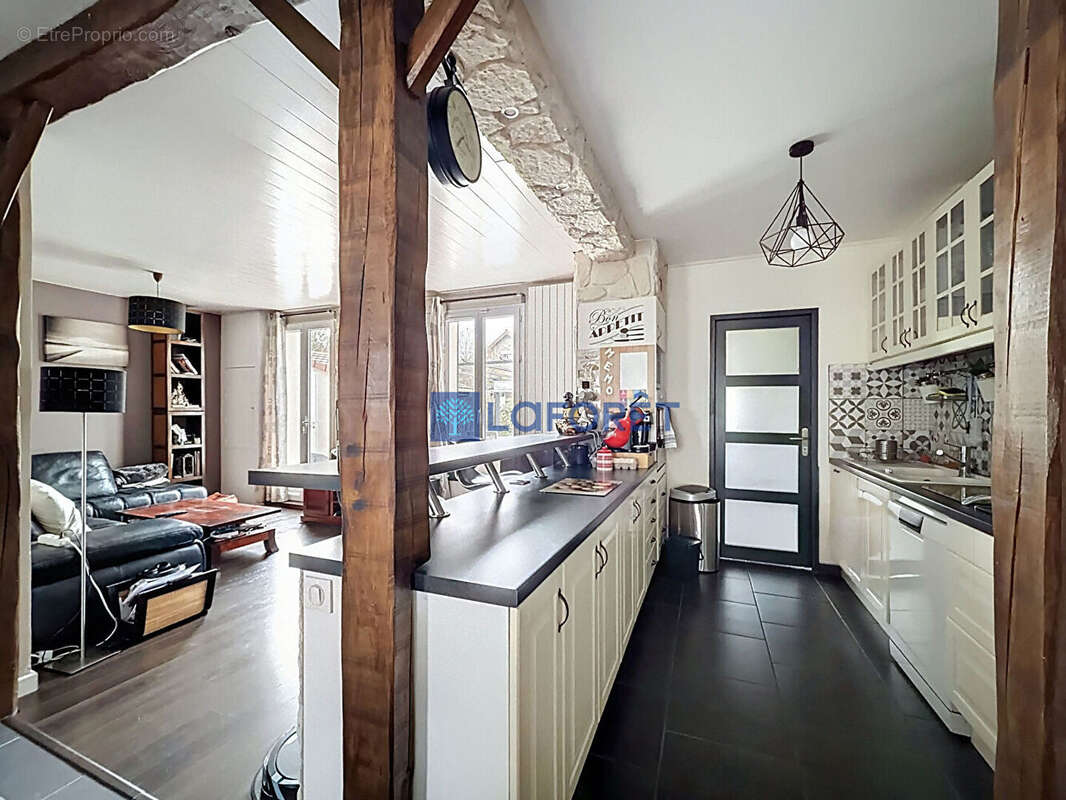 Maison à SAVIGNY-SUR-ORGE