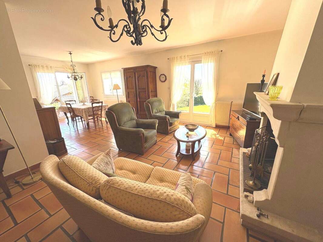 Maison 124 m² à Saint-Barthelemy  - photo 4