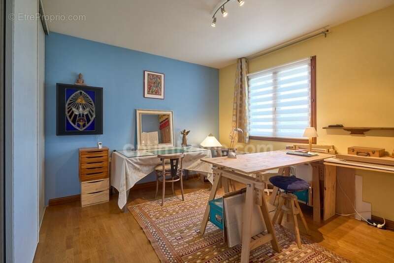 Limoux (11300) – maison d’architecte – 5 pièces – vue panoramique – piscine – garage – grand terrain clôturé - photo 11