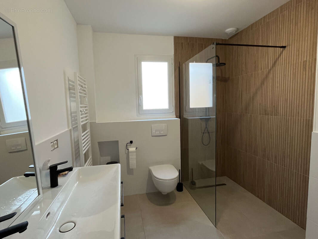 Maison à SAINT-VALLIER-DE-THIEY