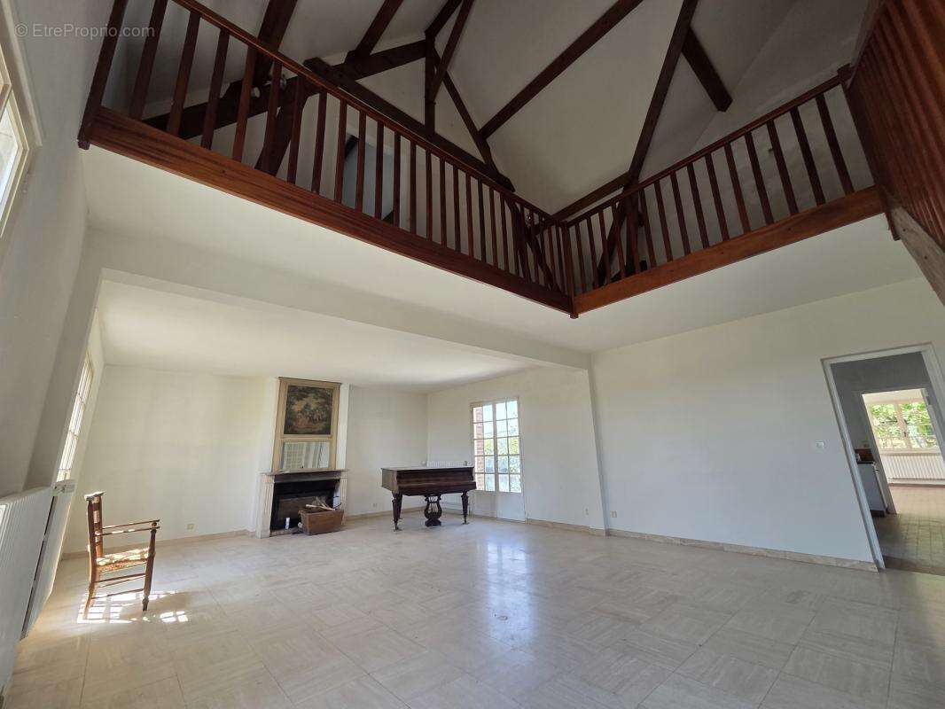 Maison à FONTAINE-NOTRE-DAME