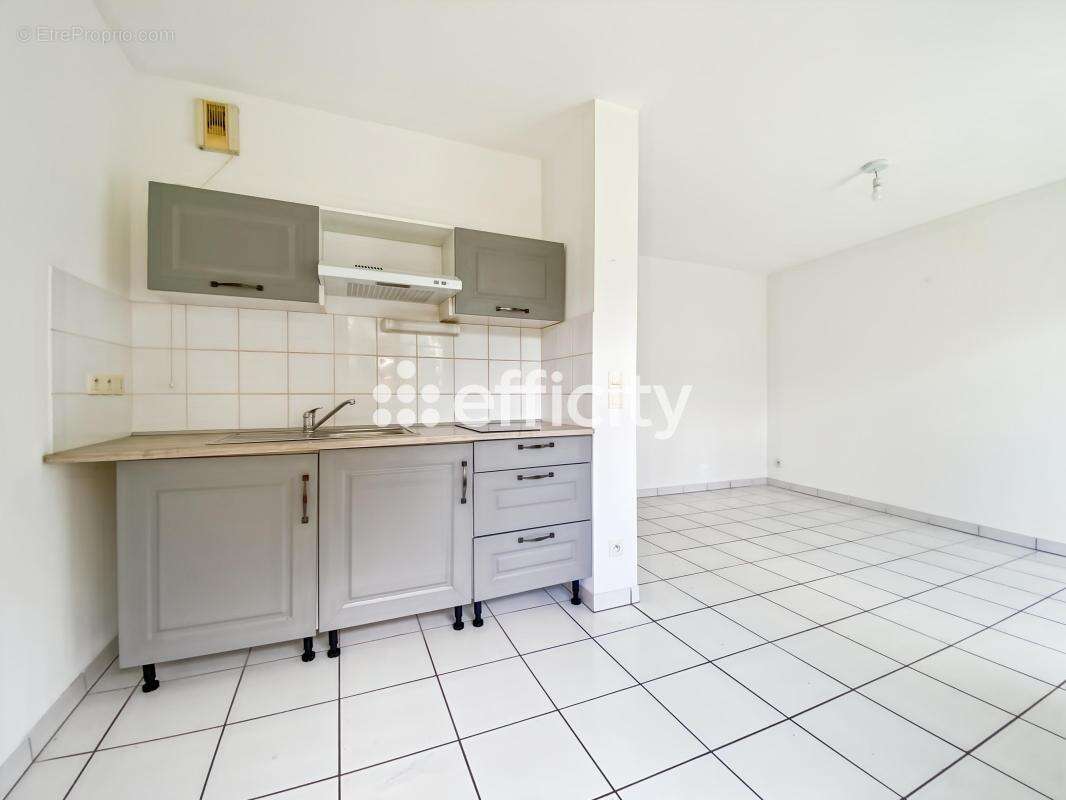 Appartement à CARBON-BLANC