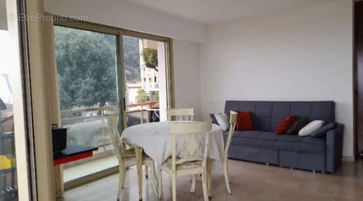 Appartement à BEAUSOLEIL