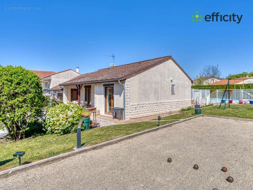 Maison à COLOMBIER-SAUGNIEU