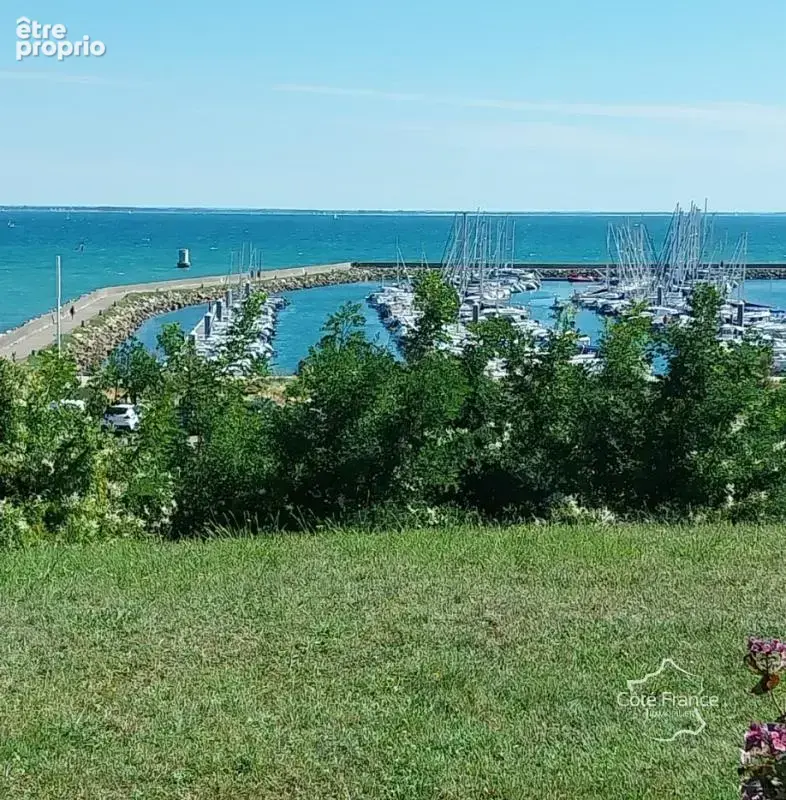 Appartement duplex exceptionnel - 170 m2 face à la mer dans - photo 6