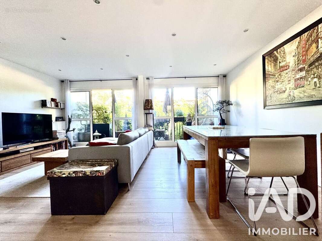 Photo 2 - Appartement à NOISY-LE-ROI