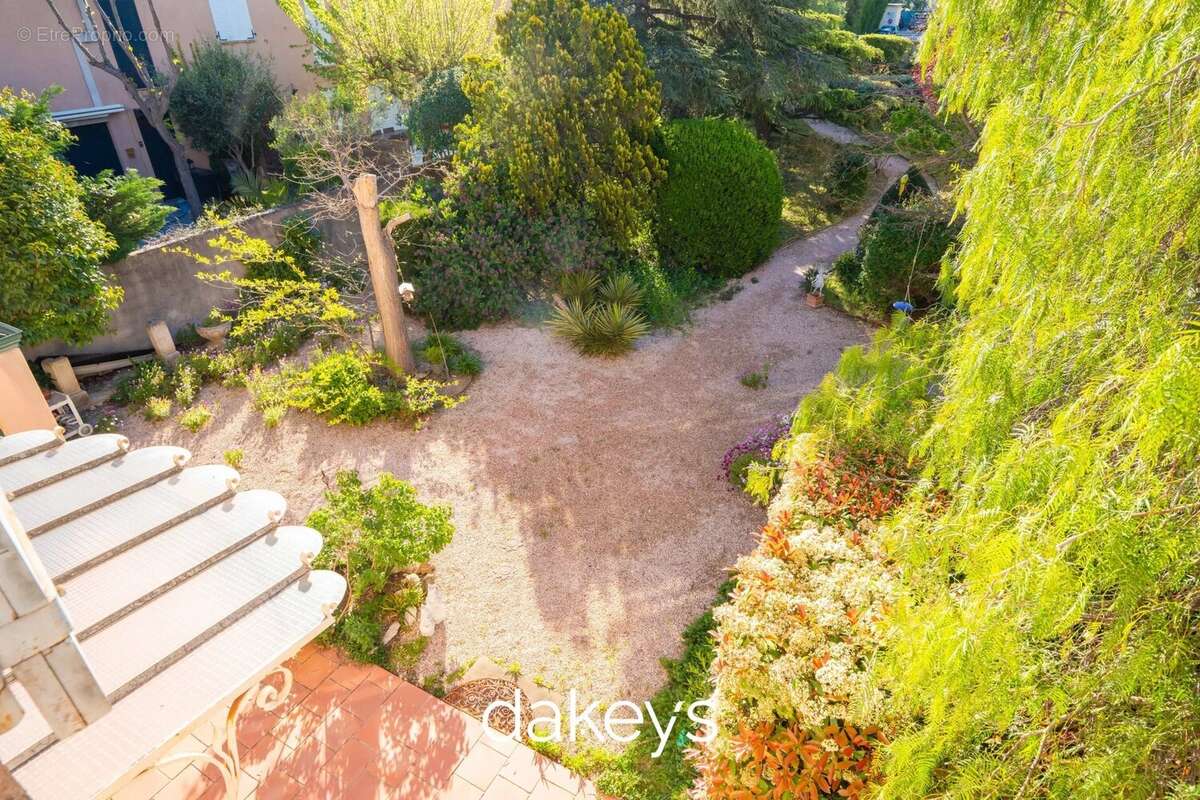 Maison à MARSEILLE-9E