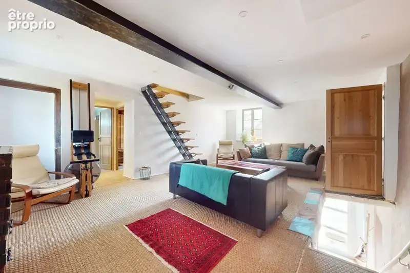 Maison de 7 pièces principales - photo 5