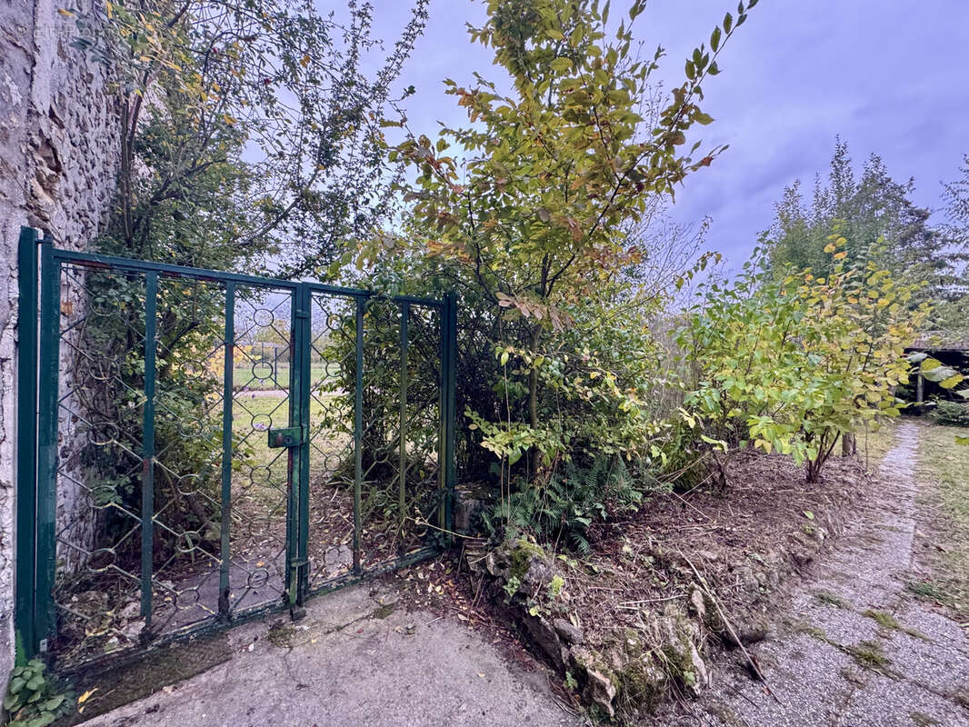 Maison à COULOMMIERS