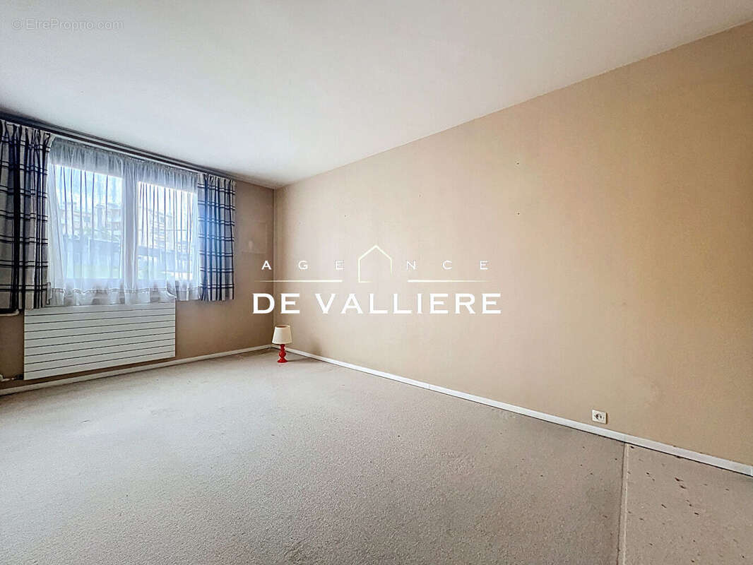 Appartement à NANTERRE