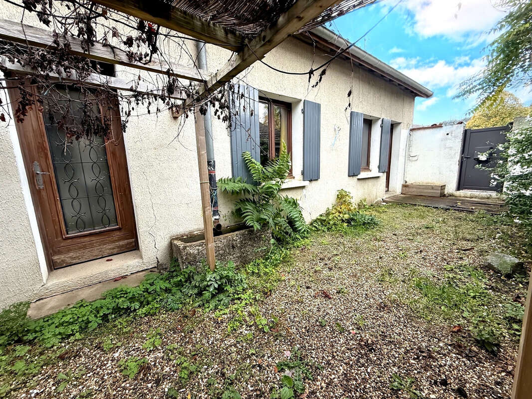 Maison à SAINT-ROMAIN-EN-GAL