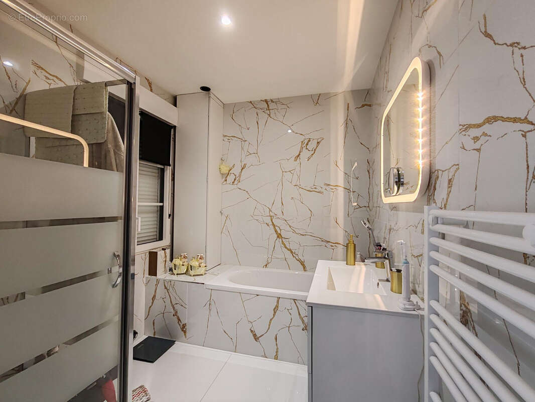 Maison à PIERREFONDS