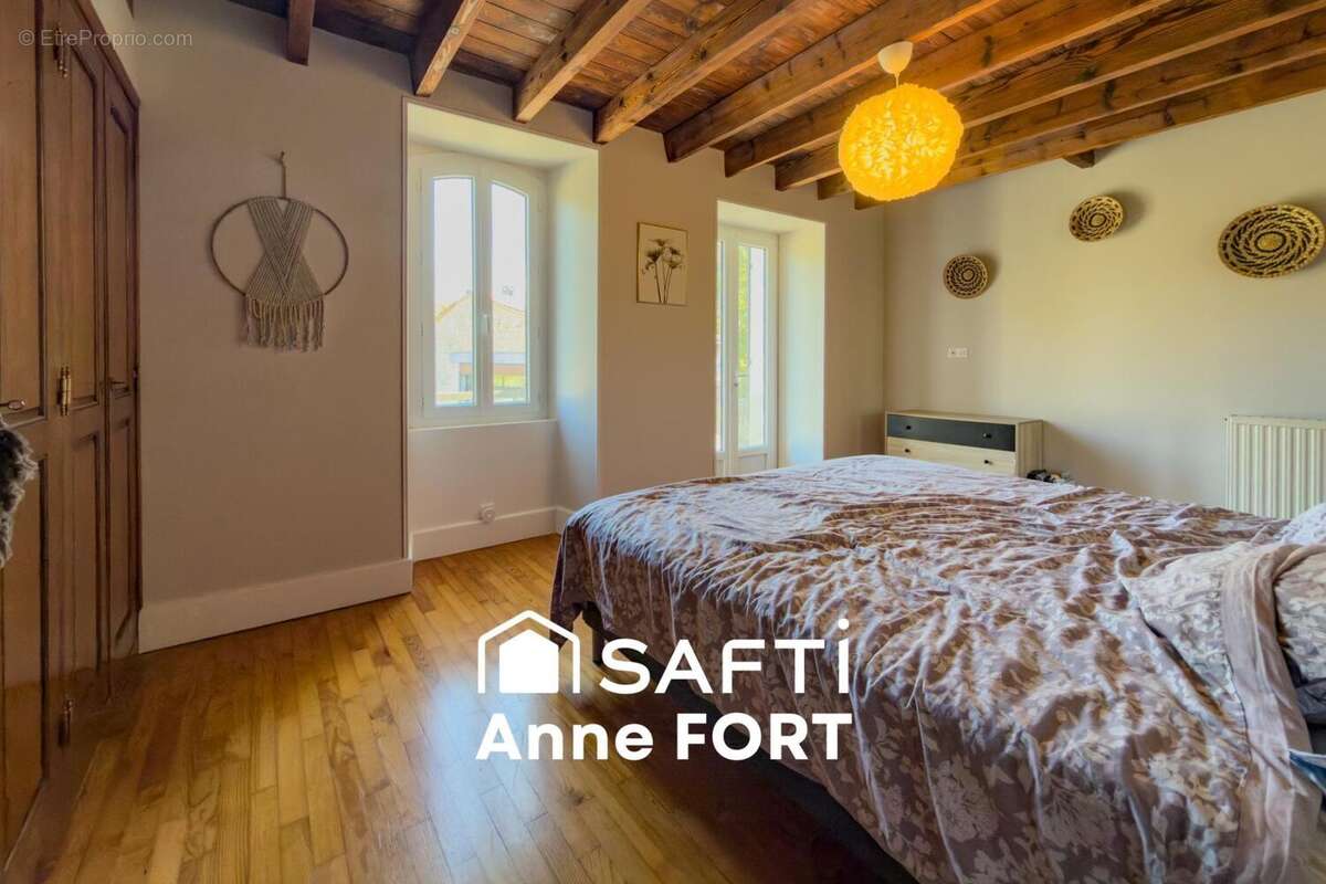 Maison 161 m² à Monbalen  - photo 9