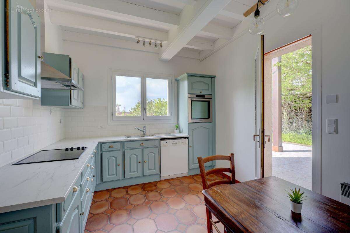 Maison à SAINTE-FOY-LES-LYON