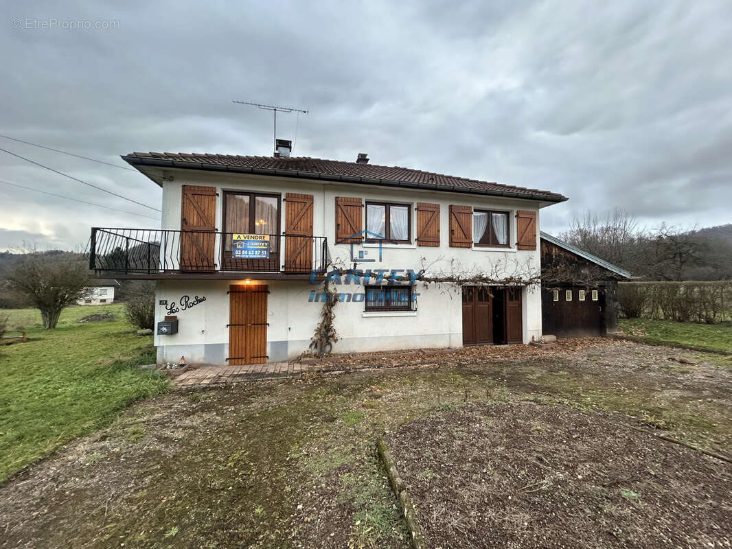 Maison à TERNUAY-MELAY-ET-SAINT-HILAIRE