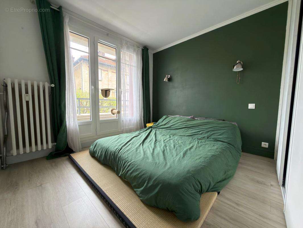 Appartement à SAINT-MAUR-DES-FOSSES