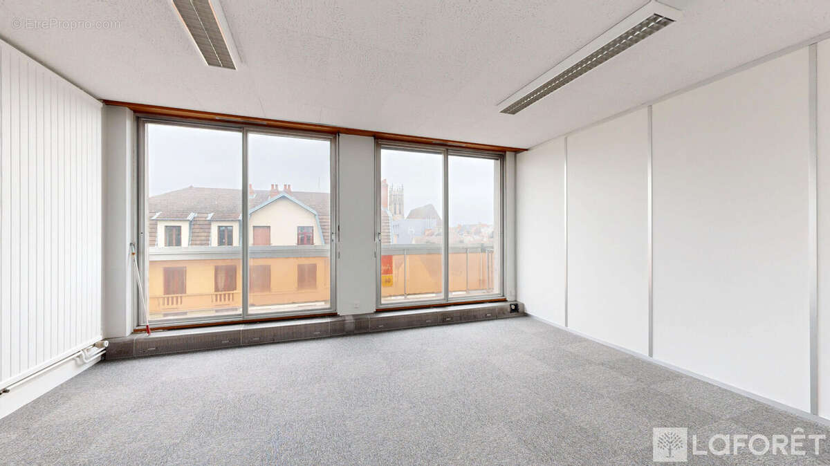 Appartement à MOULINS