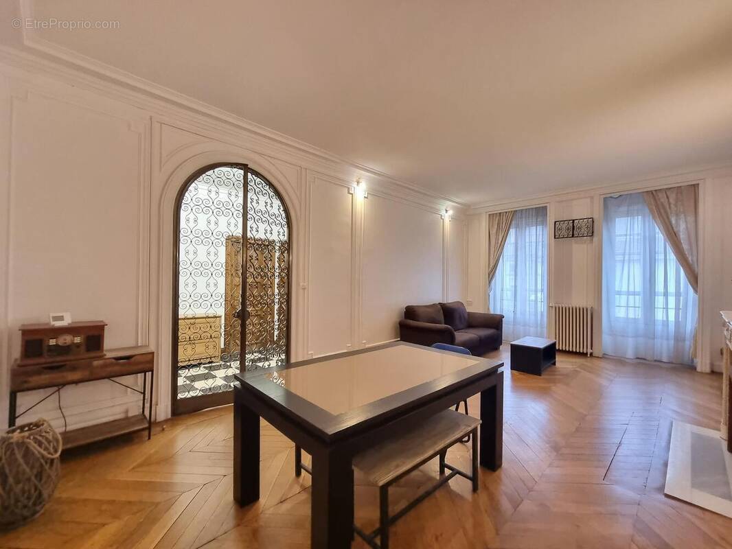 Photo 1 - Appartement à RIVE-DE-GIER