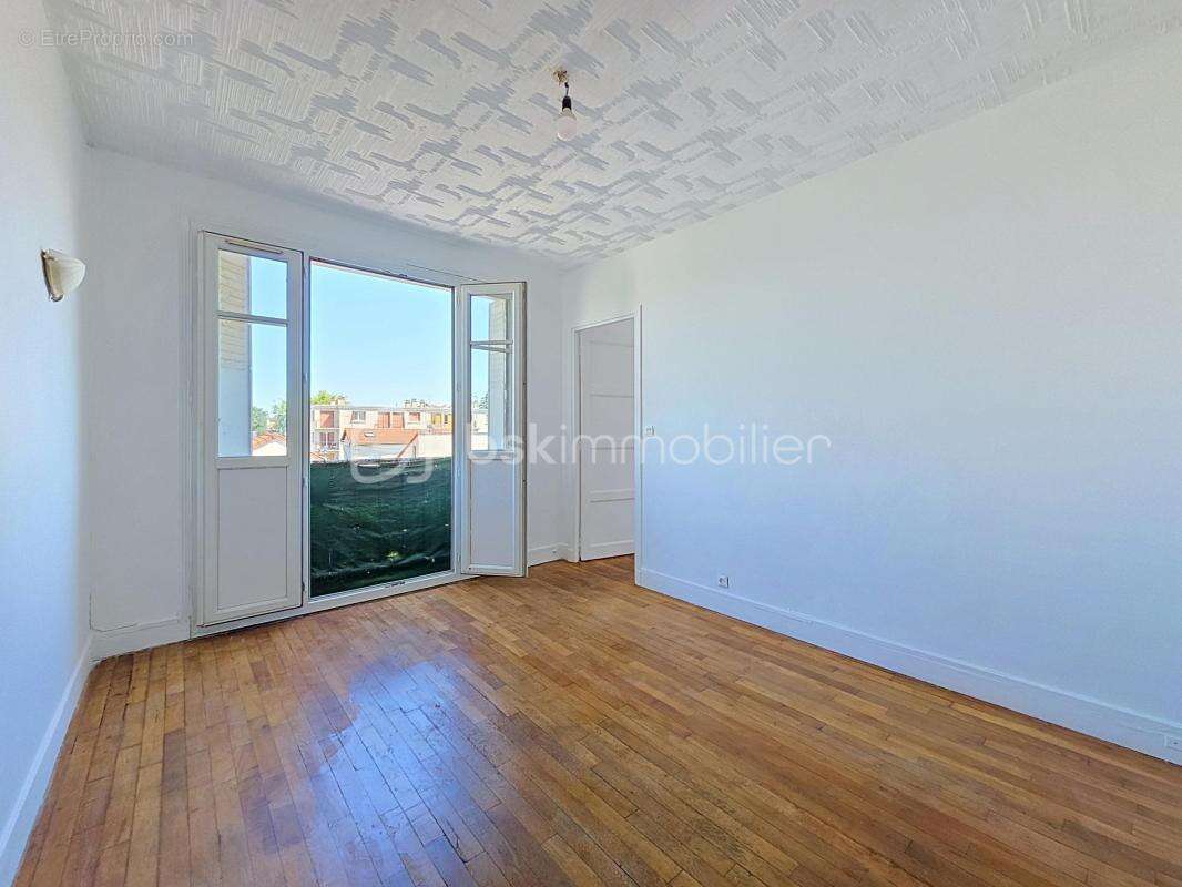 Appartement à BONDY