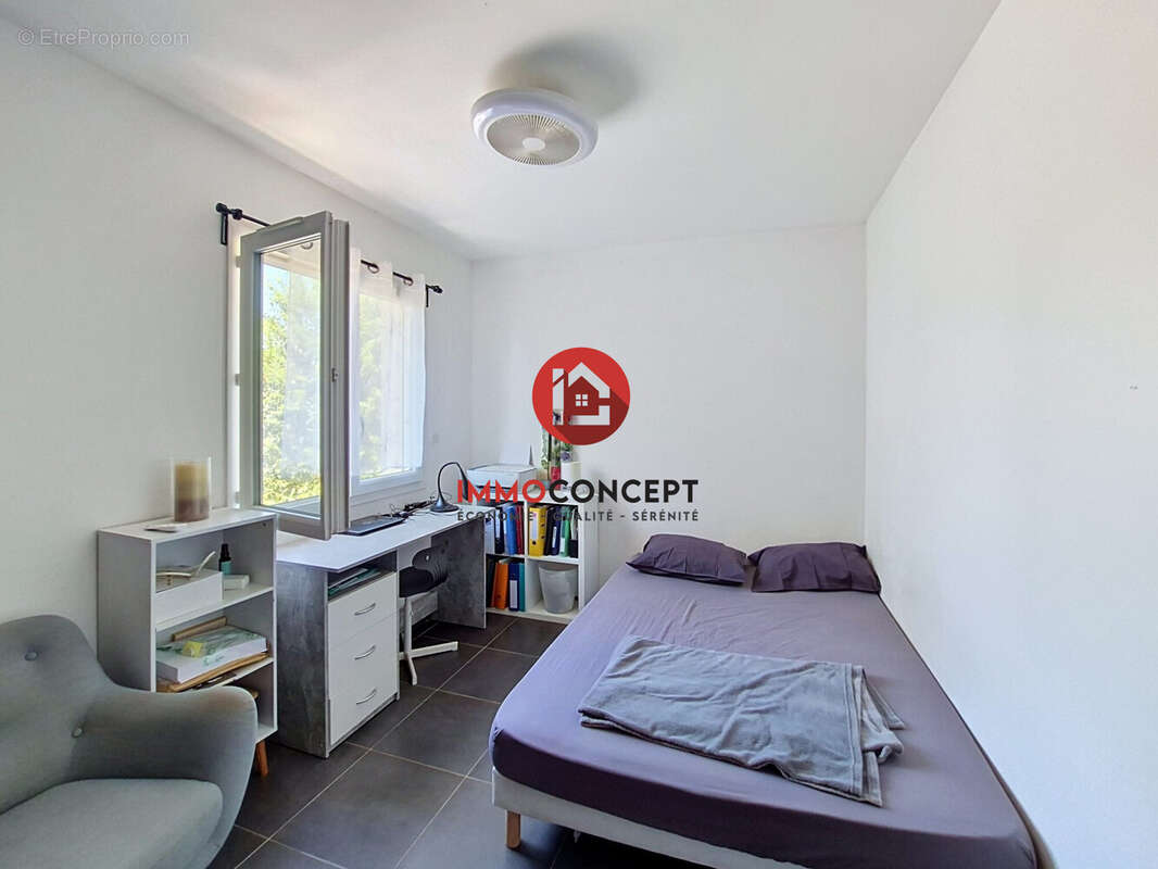 Maison 84 m² à Montfaucon  - photo 8