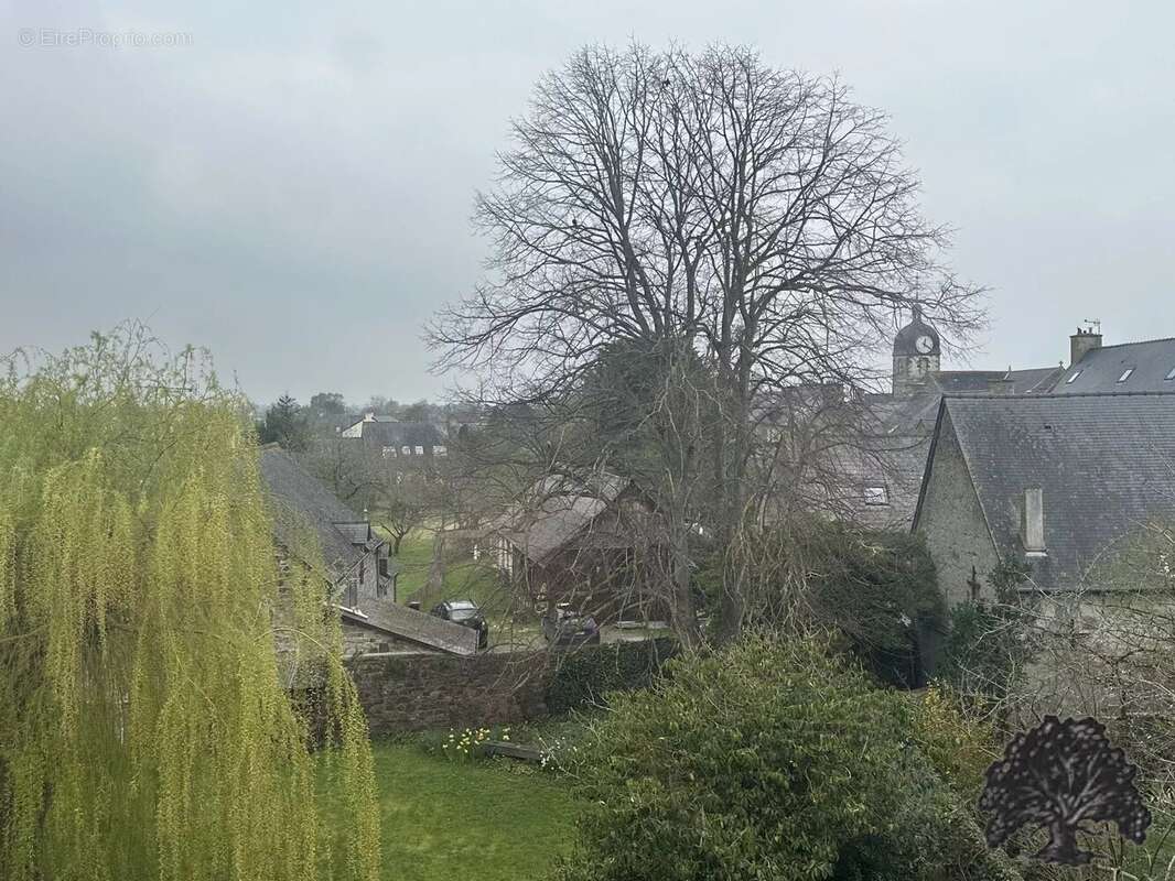 Maison à LE VIVIER-SUR-MER