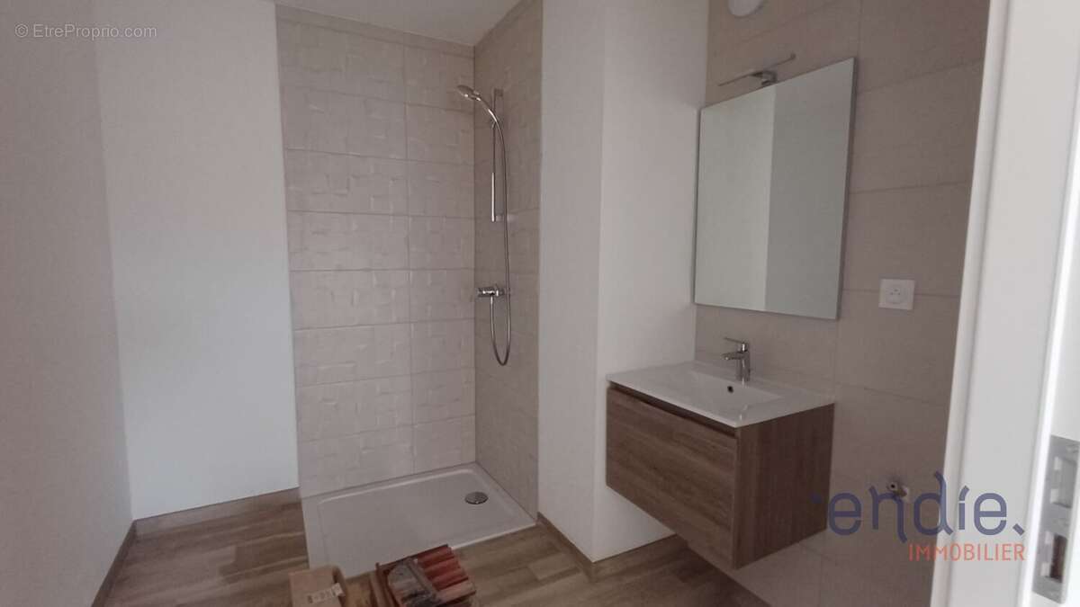 ROSENAU  Magnifique F2 de standing au dernier étage avec terrasse de 18,86 m² - photo 8