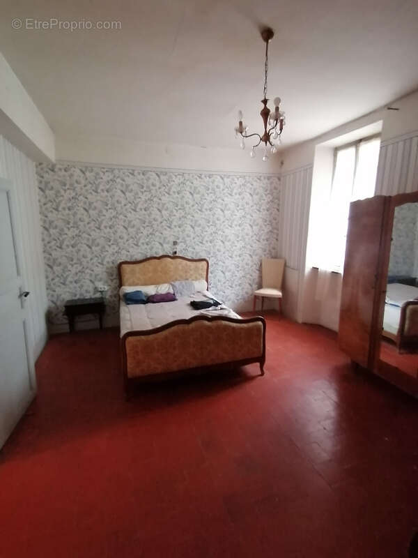 Maison à CASCASTEL-DES-CORBIERES