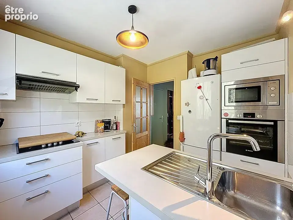 Beau T3 avec balcon et vue ! - photo 5