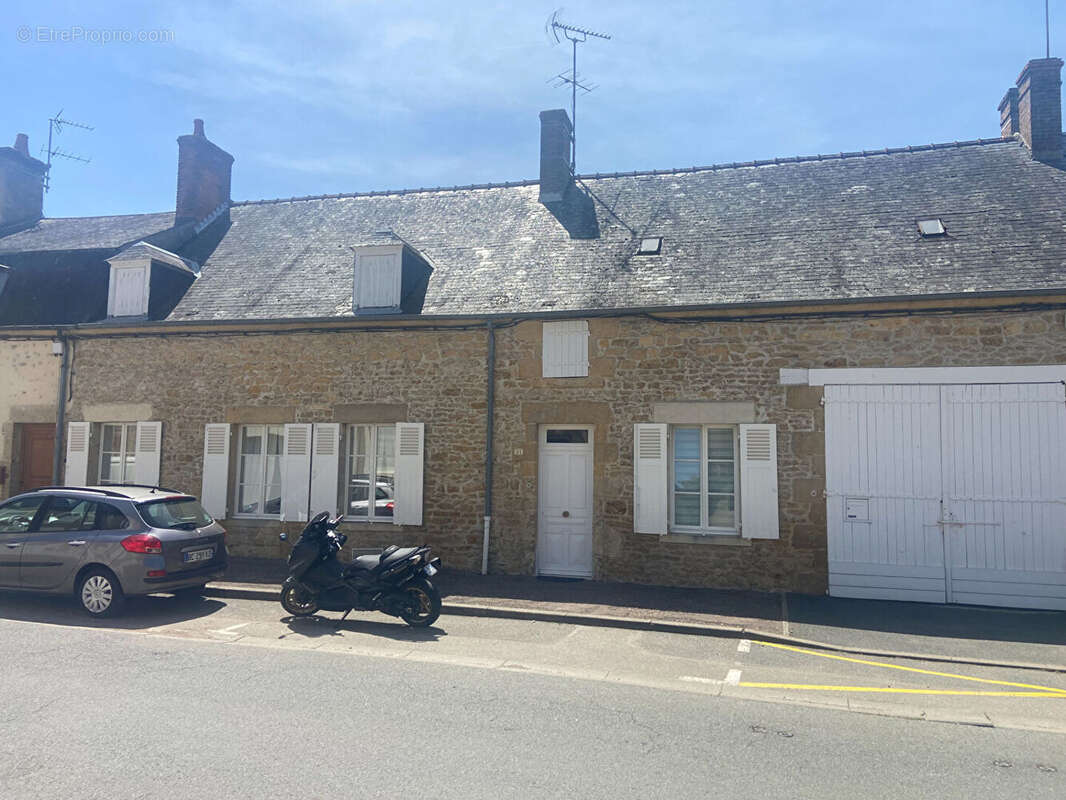 Maison à SAINT-BENIN-D'AZY