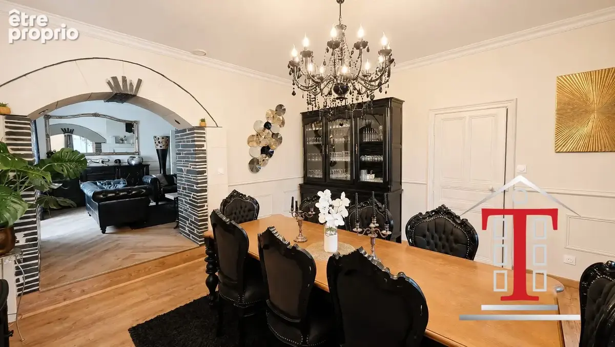 Salle à manger élégante ambiance raffinée