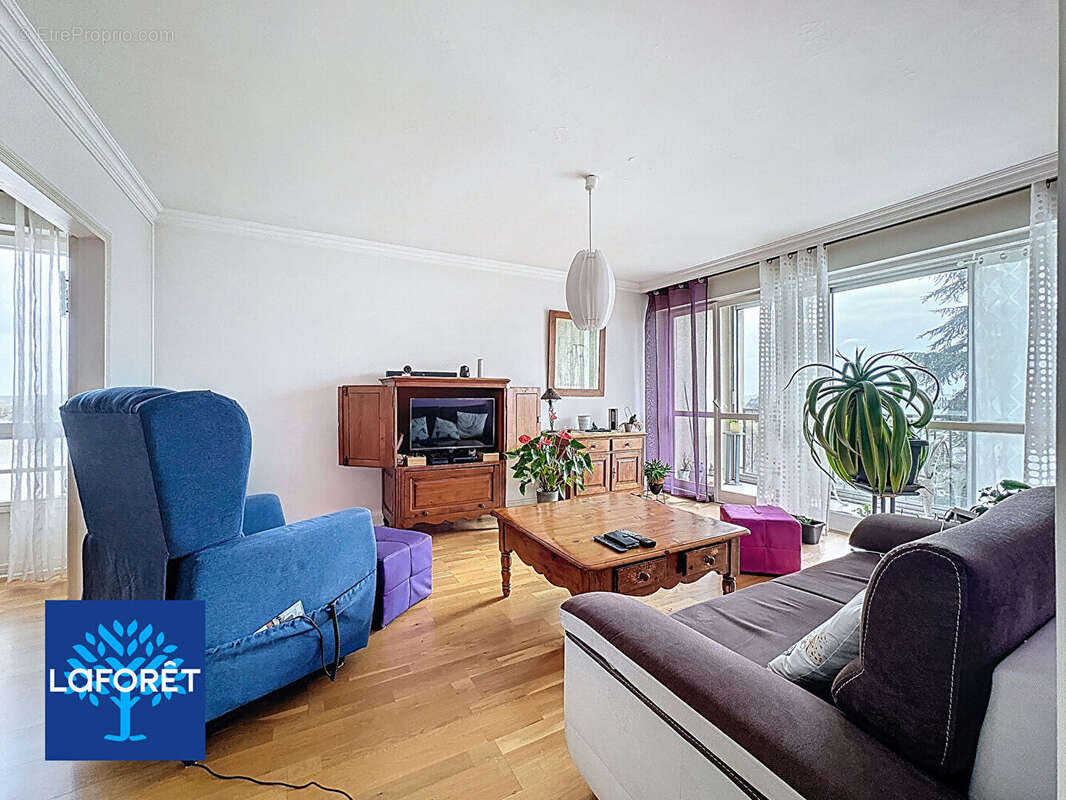 Appartement à EVRY