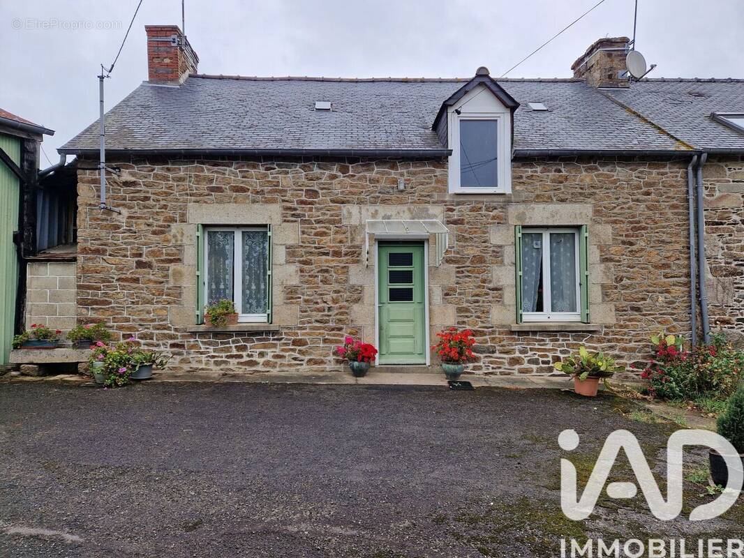 Photo 1 - Maison à PLENEE-JUGON