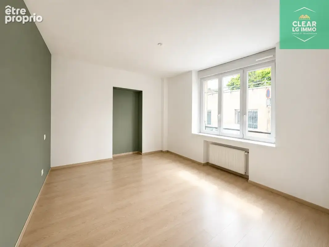 Appartement F4 rénové 100 m2 à Homécourt - photo 5