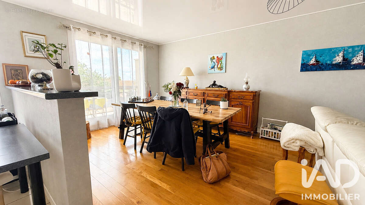 Appartement 83 m² à Limoges  - photo 4