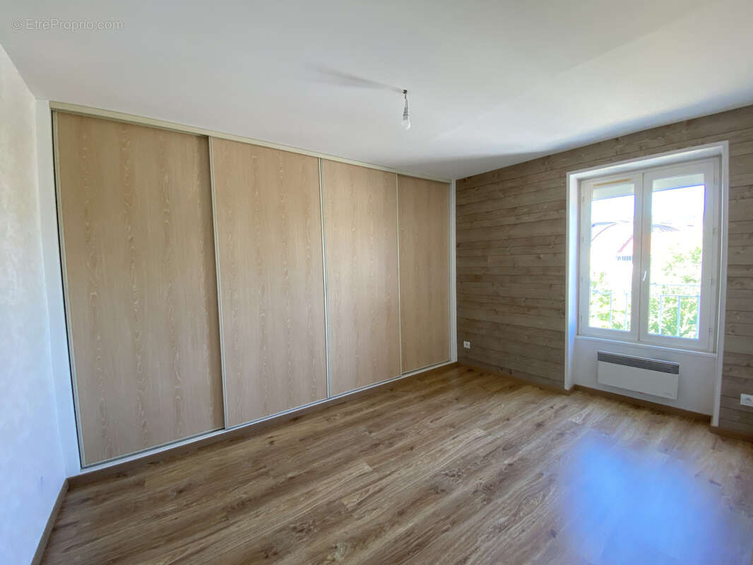 Appartement à GIVORS