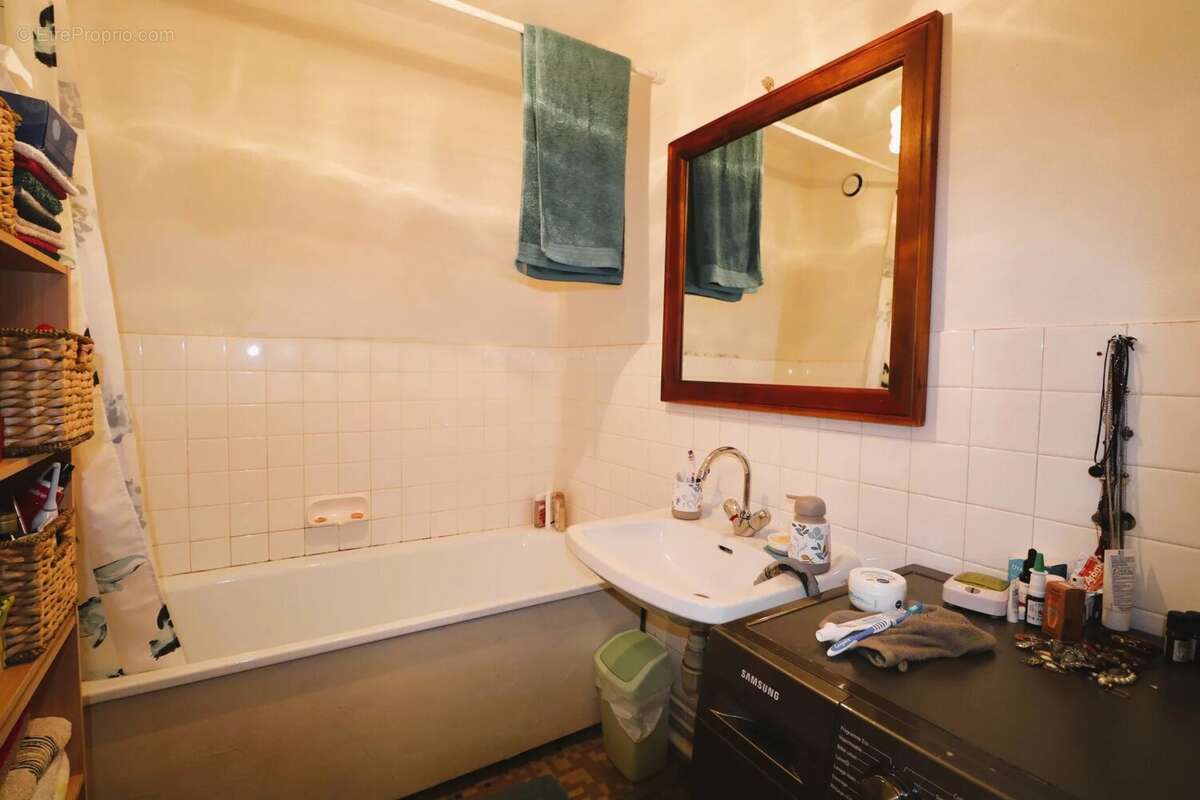 Appartement à OULLINS