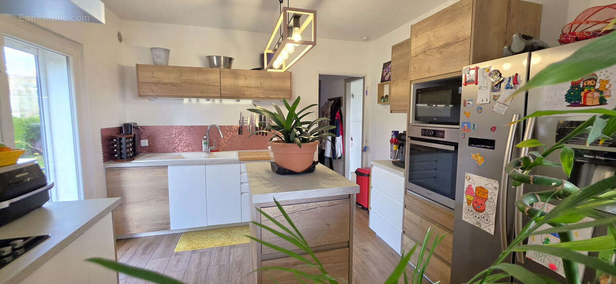 Maison à CAMBRONNE-LES-RIBECOURT