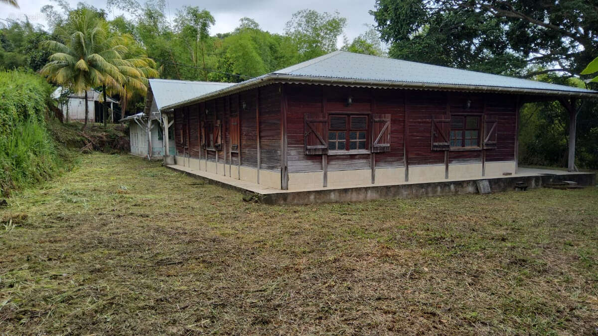 Maison à SAINT-PIERRE