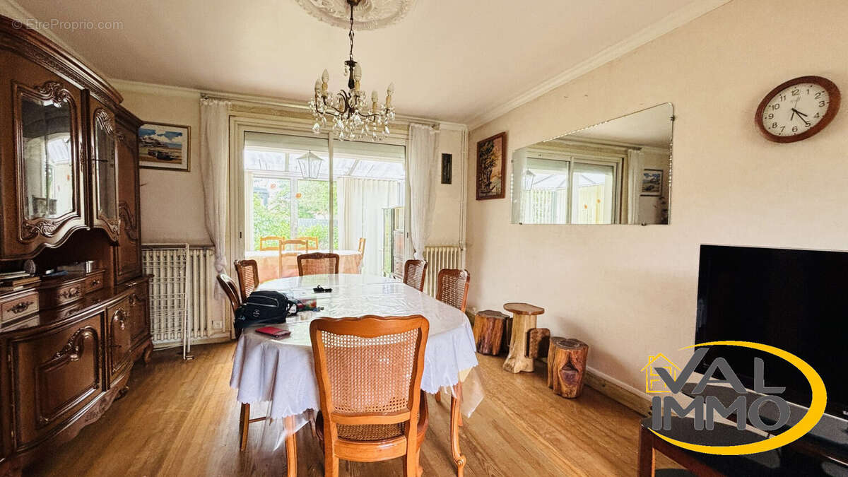 Maison à VILLENEUVE-TOLOSANE