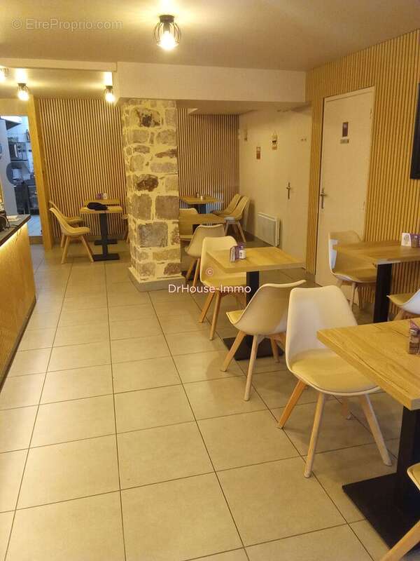 Commerce 60 m² à Rodez  - photo 5