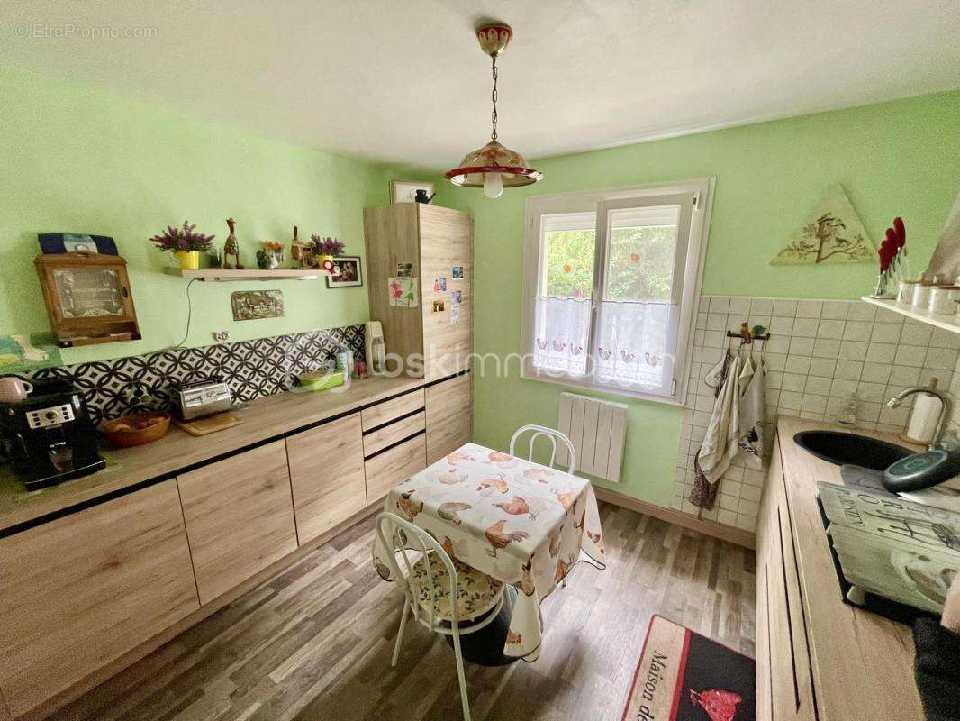 Maison familiale de plain-pied avec sous-sol total – Chaumont-en-Vexin - photo 10