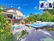 Maison à MONTEREAU-FAULT-YONNE