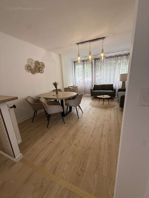 Clermont Ferrand Salins superbeT4  de 85 m2, 3 chambres, libre, garage, cave et terrasse 189000€ FAI - photo 12