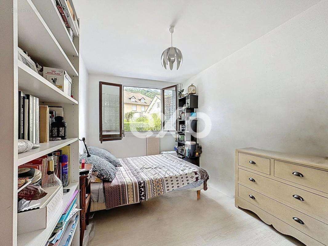 Appartement à MEYLAN