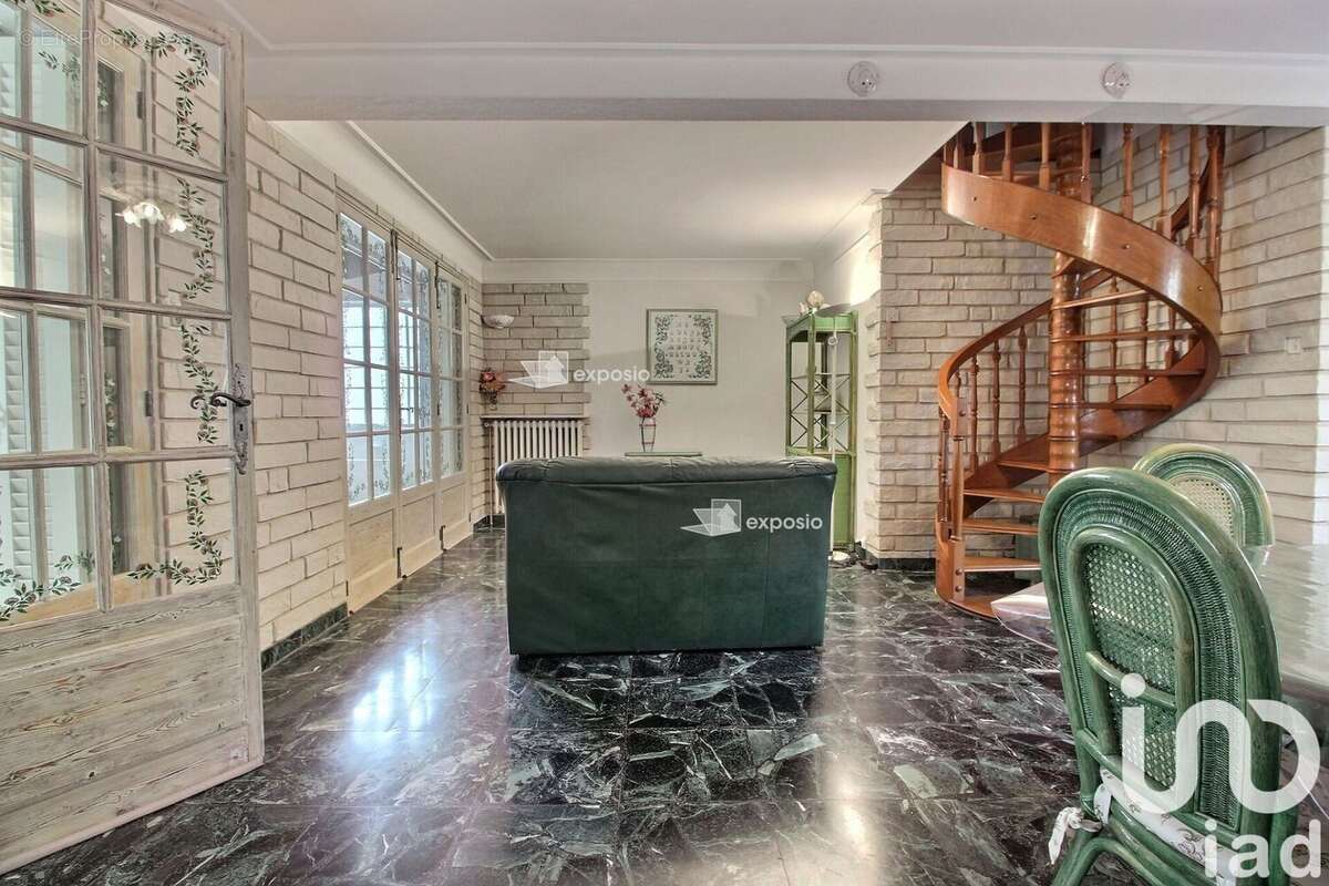 Photo 3 - Maison à TOURVES