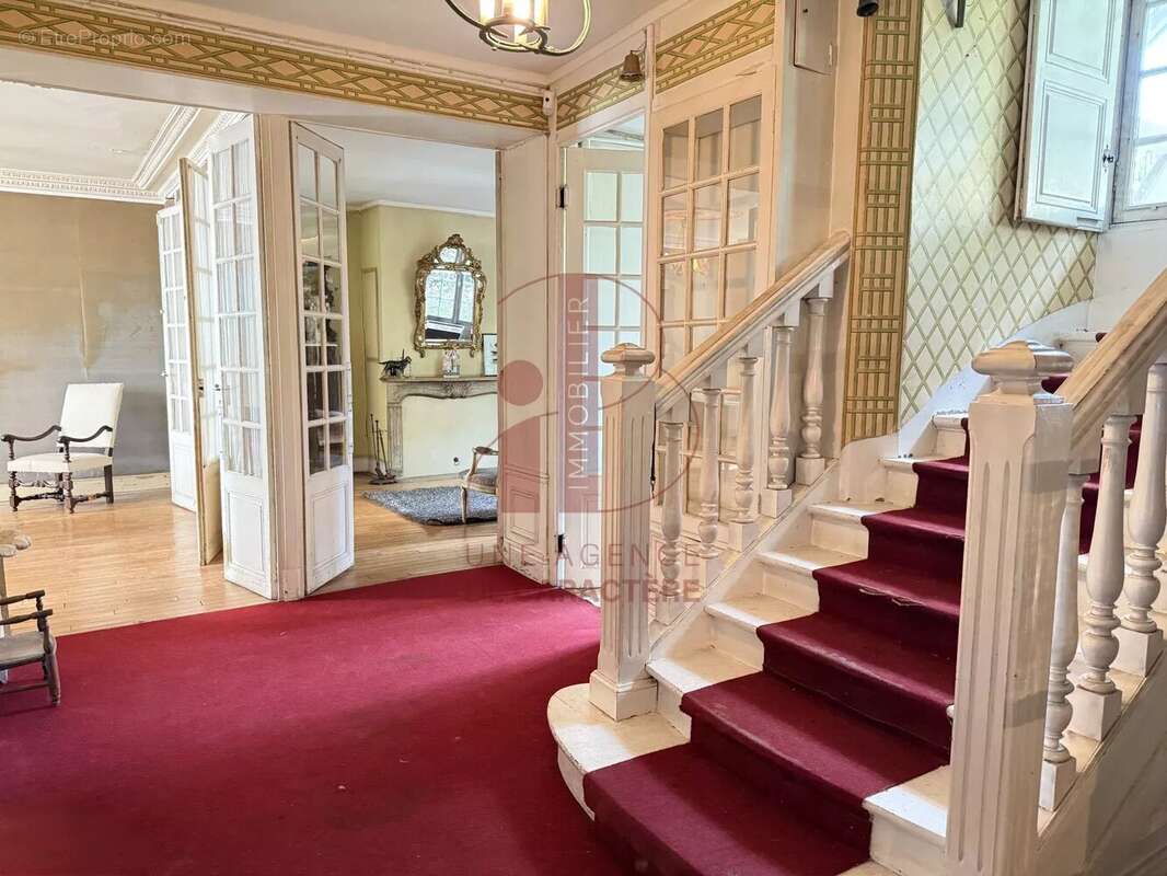 Maison à FONTAINEBLEAU