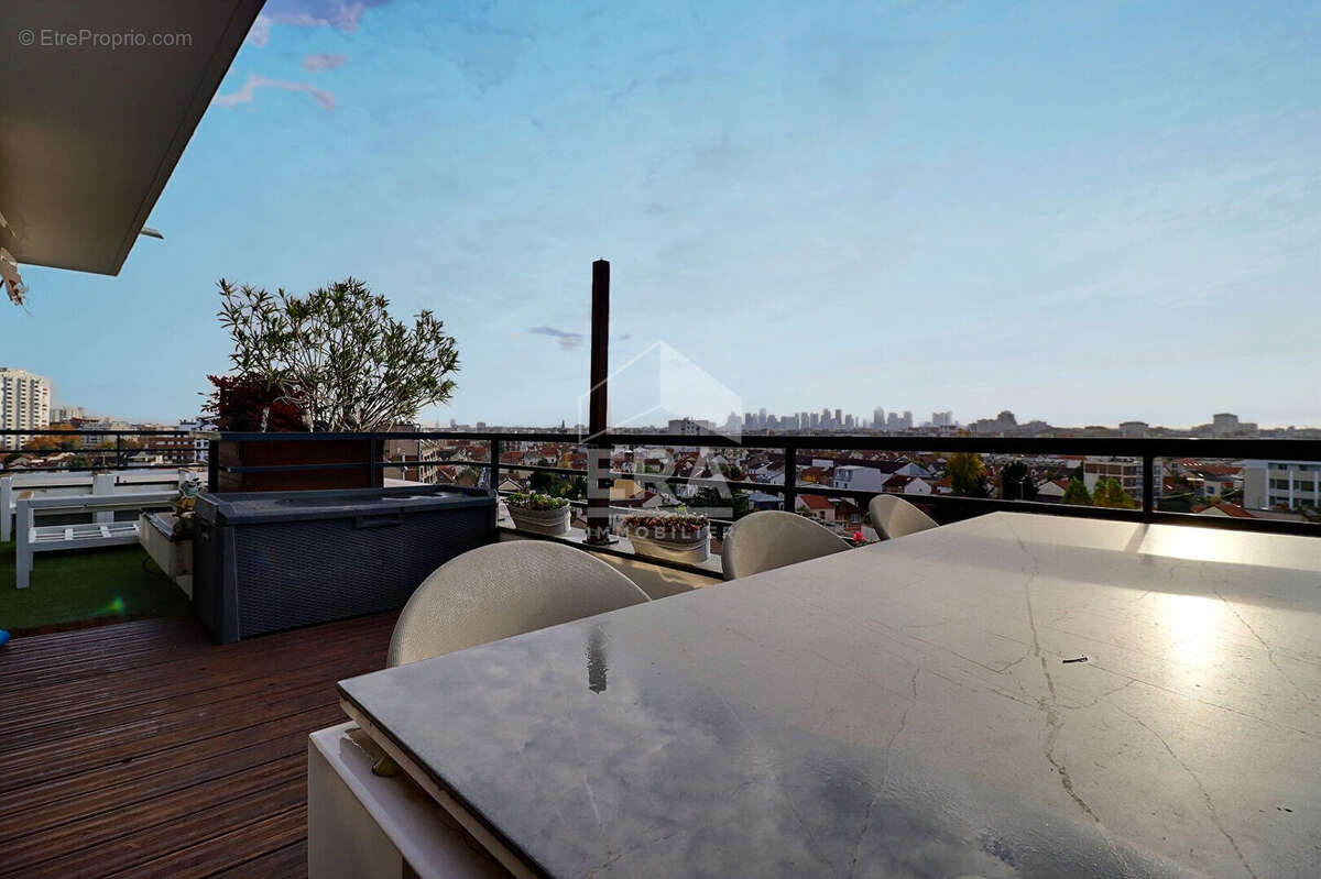 Appartement à COLOMBES