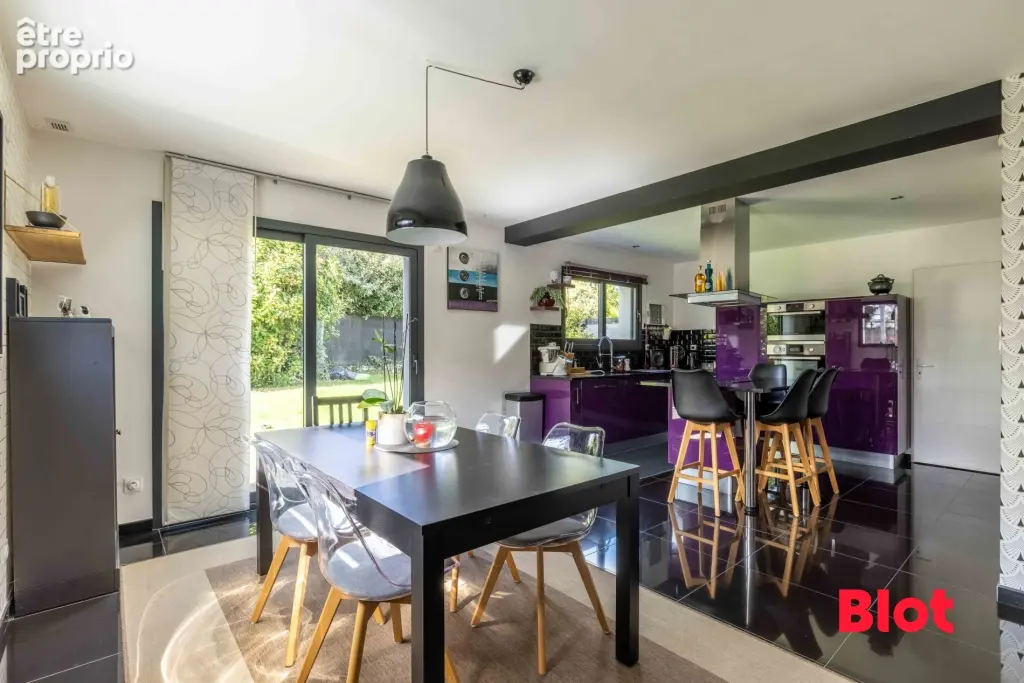 Maison 7 pièces 140 m² à vendre à Thorigne-Fouillard (35235) - photo 2