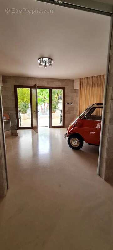 Maison à MOUGINS
